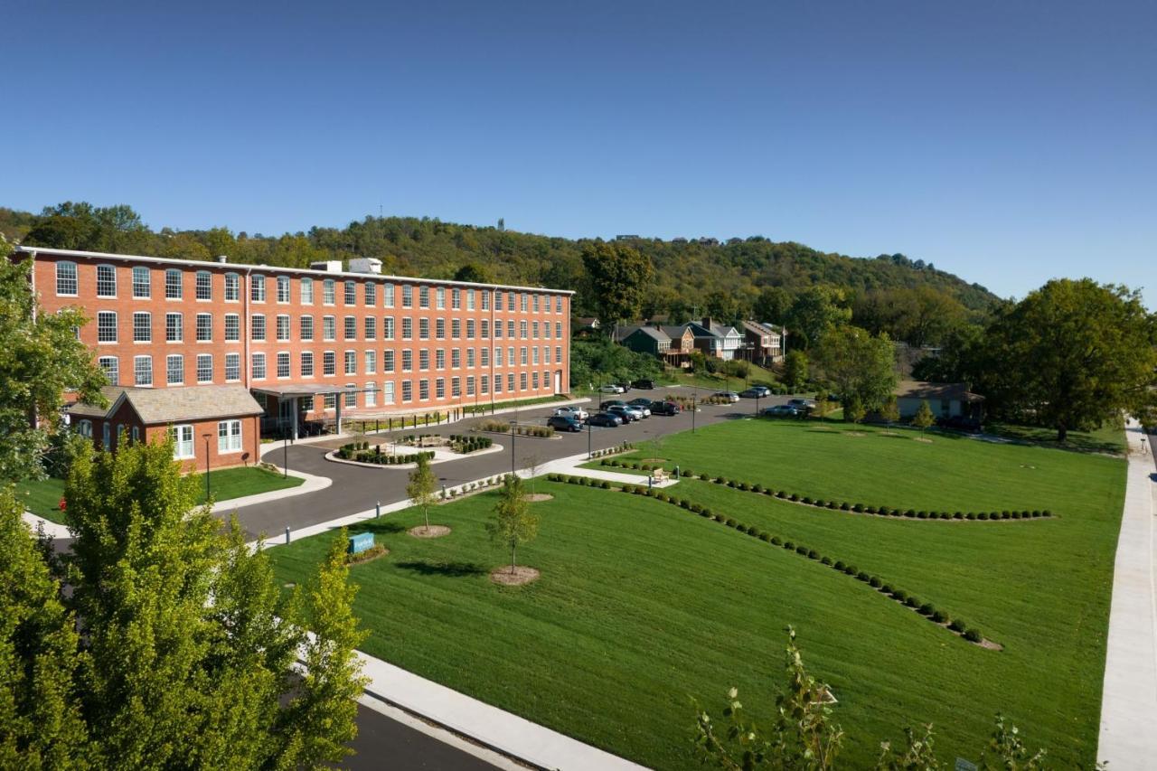 Fairfield Inn & Suites Madison Historic Eagle Cotton Mill Екстер'єр фото