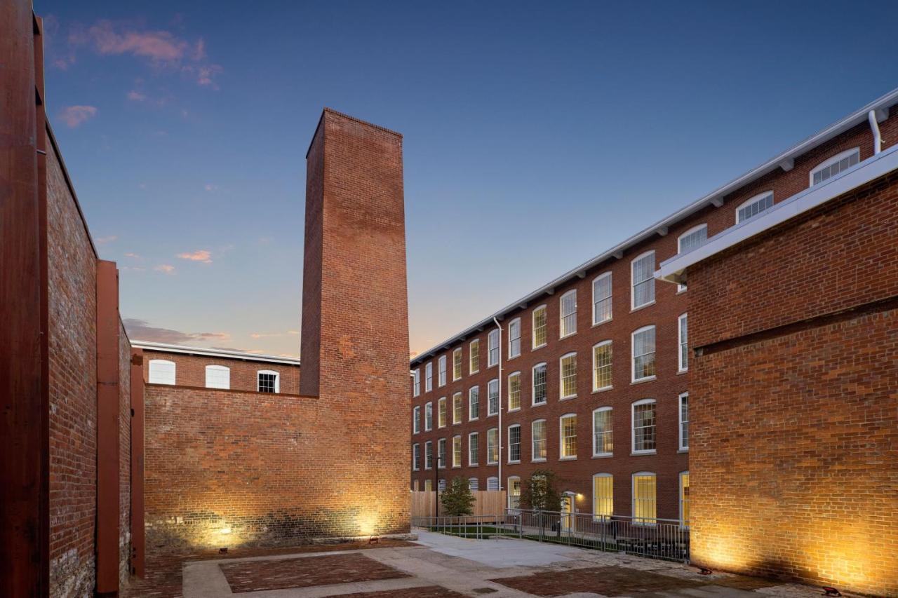 Fairfield Inn & Suites Madison Historic Eagle Cotton Mill Екстер'єр фото